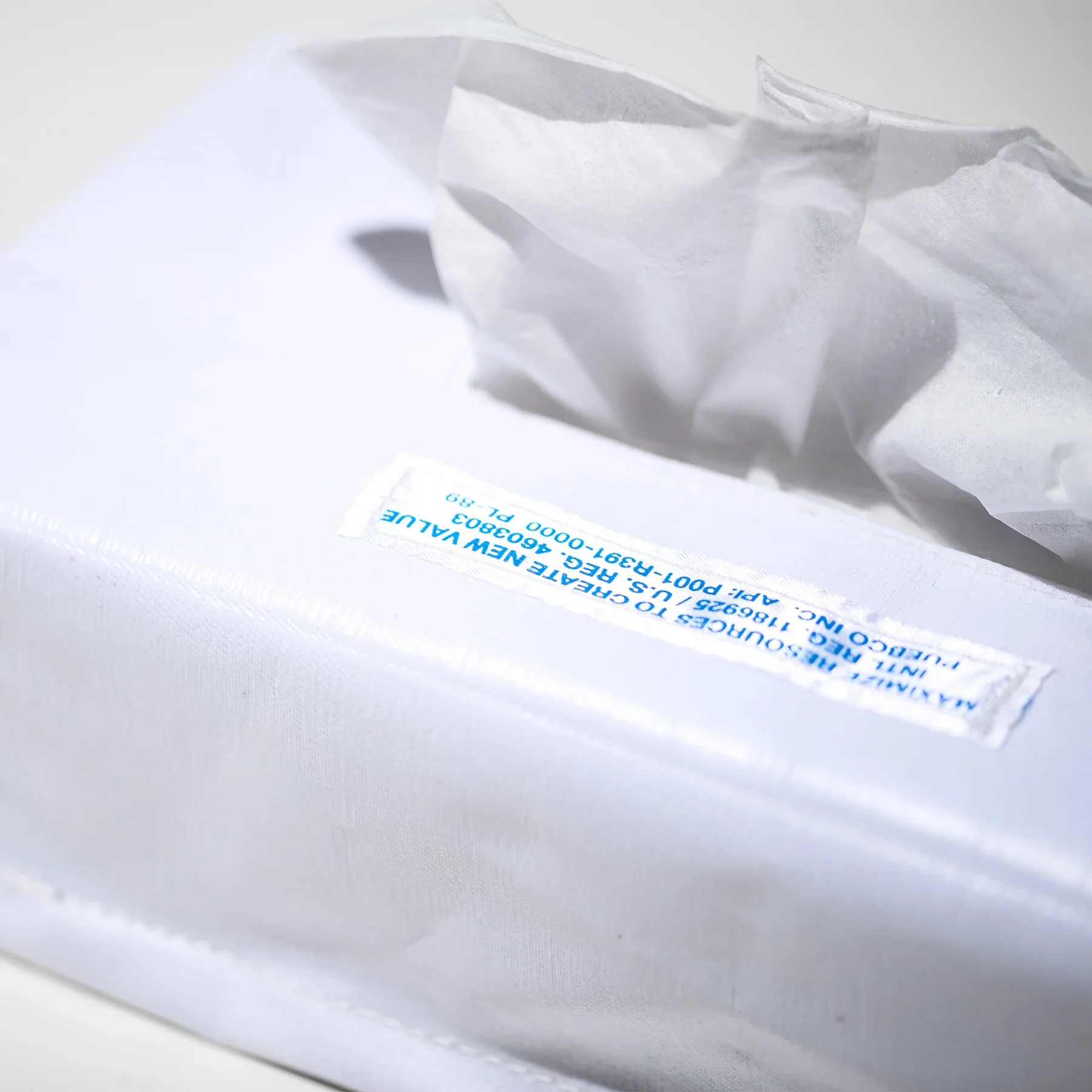 EMERGENCY TISSUE BOX COVER / White - Image 5