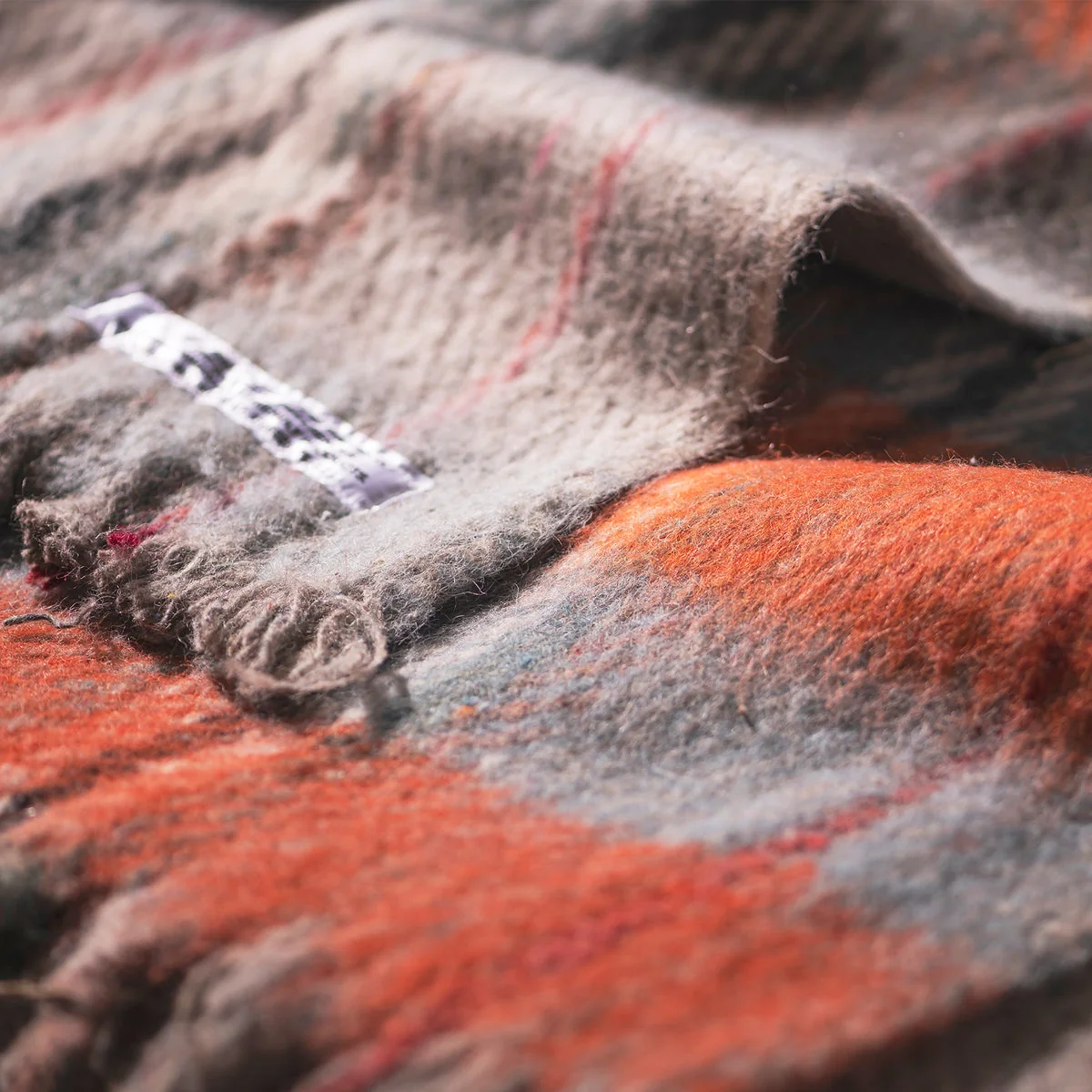 RECYCLED WOOL MIX BLANKET / Assorted Color - Image 4